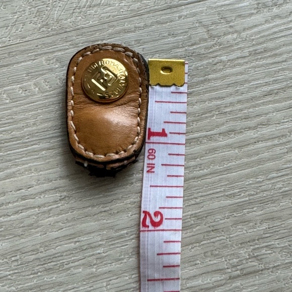 Vintage Fendi snap - Picture 3 of 5